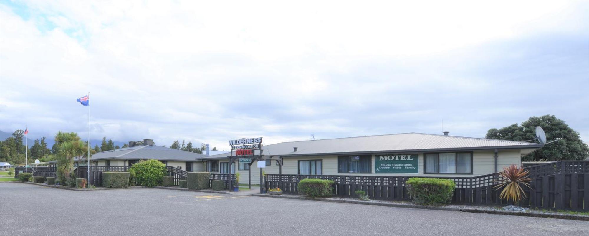 Wilderness Motel Accommodation Haast Exteriér fotografie